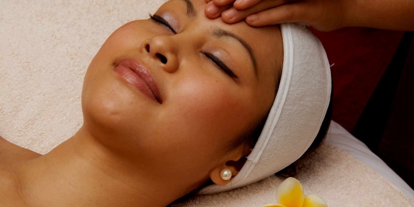 Facial Massage: Tips And Types → Air Hair and Makeup